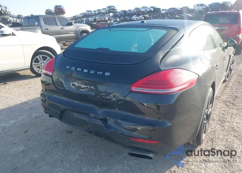 2016 Porsche Panamera 4 из США, поврежденный, VIN WP0AA2A79GL004758